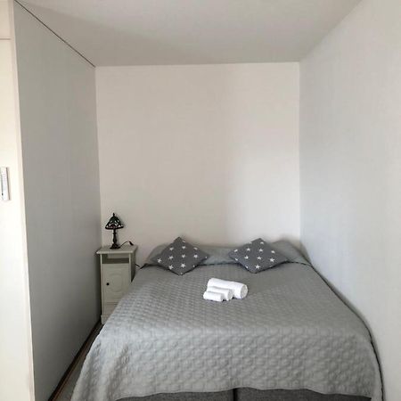 Lovely Apartment Within Walking Distance -Centre 波里 外观 照片